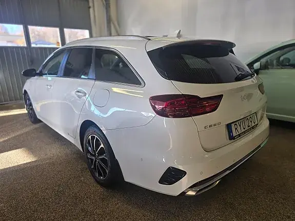 Kia Ceed 2023 photo 4