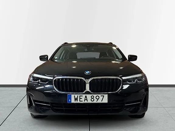 BMW 520D 2021 photo 2