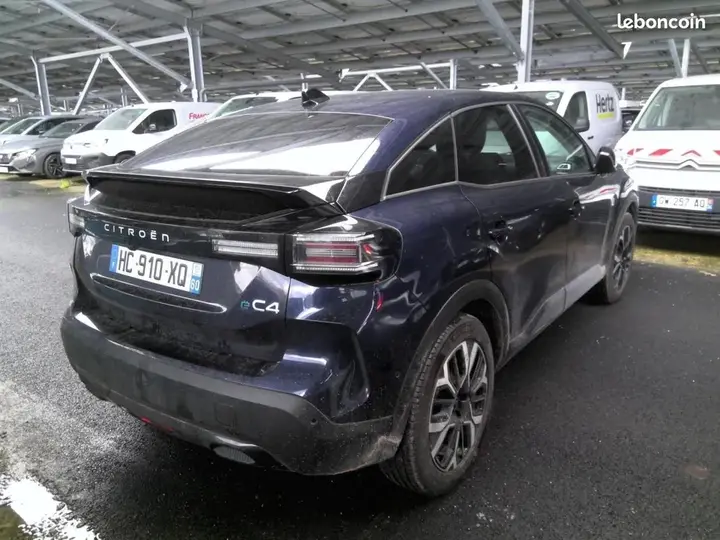 Citroen C4 2025 photo 2