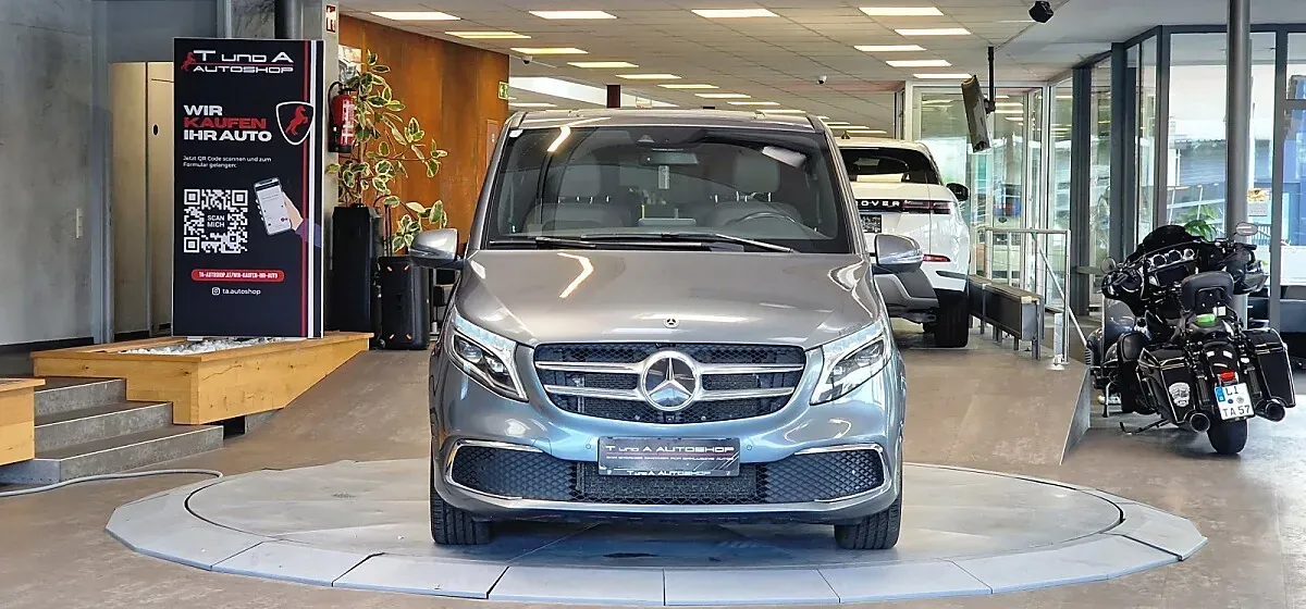 Mercedes-Benz V-Class 2019 photo 2