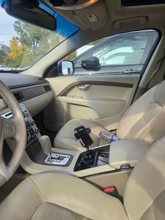 Volvo Xc70 2010 photo 5