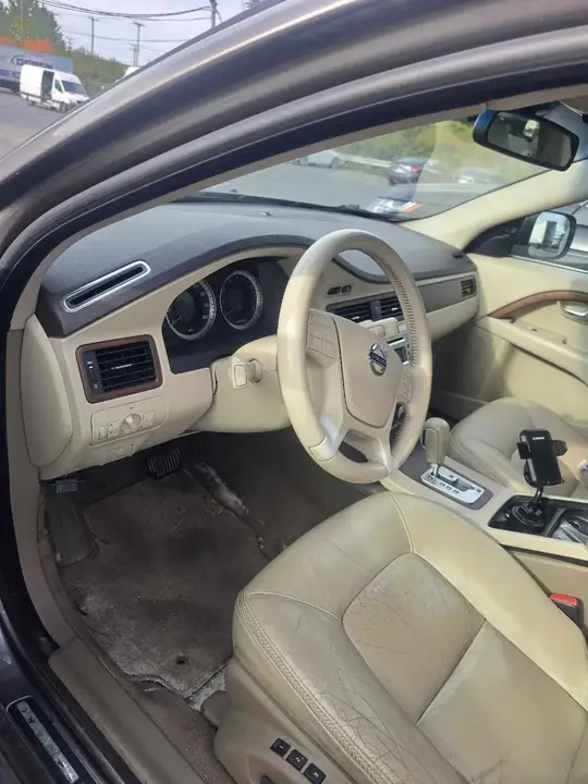 Volvo Xc70 2010 photo 3