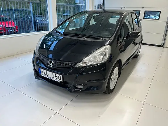 Honda Jazz 2012 photo 2