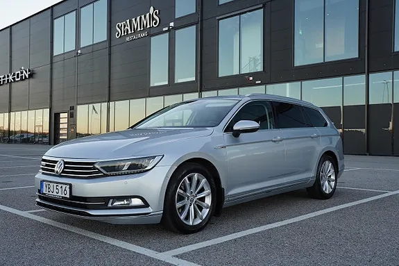 Volkswagen Passat 2016 photo 2