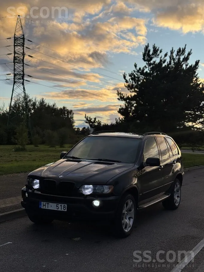 BMW X5 2003 photo 2
