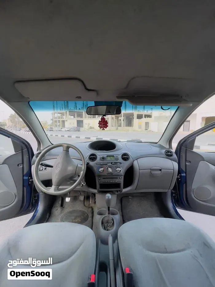 Toyota Yaris 2002 photo 4