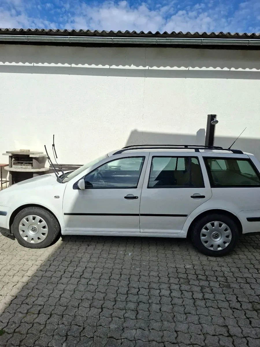 Volkswagen Golf 2005 photo 2