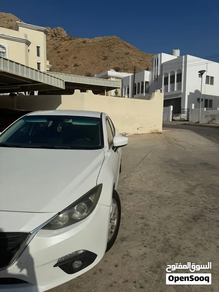 Mazda 3 2015 photo 4