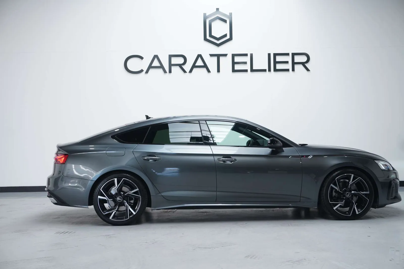 Audi A5 2023 photo 5
