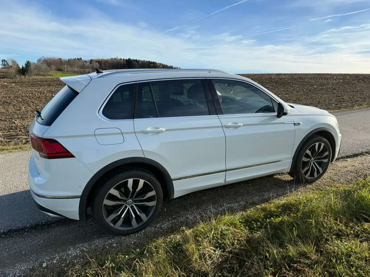 Volkswagen Tiguan 2017 photo 2