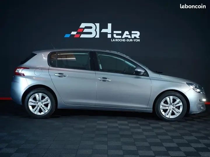 Peugeot 308 2015 photo 3