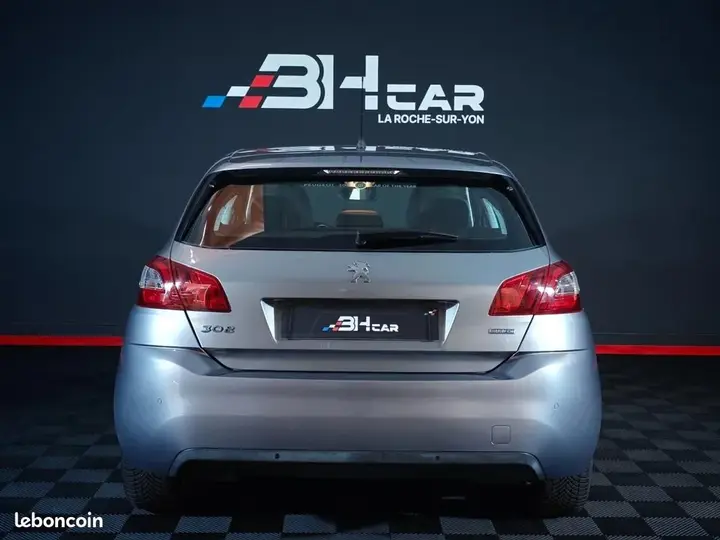 Peugeot 308 2015 photo 4