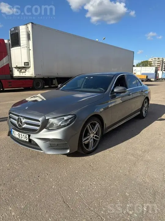 Mercedes-Benz E 220 D Amg Line