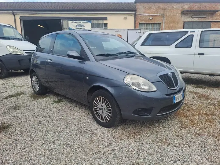 Lancia Ypsilon 2008 photo 2