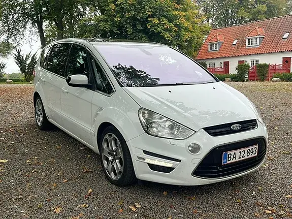 Ford S-Max 2010 photo 3
