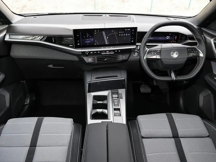 Vauxhall Grandland 2026 photo 3
