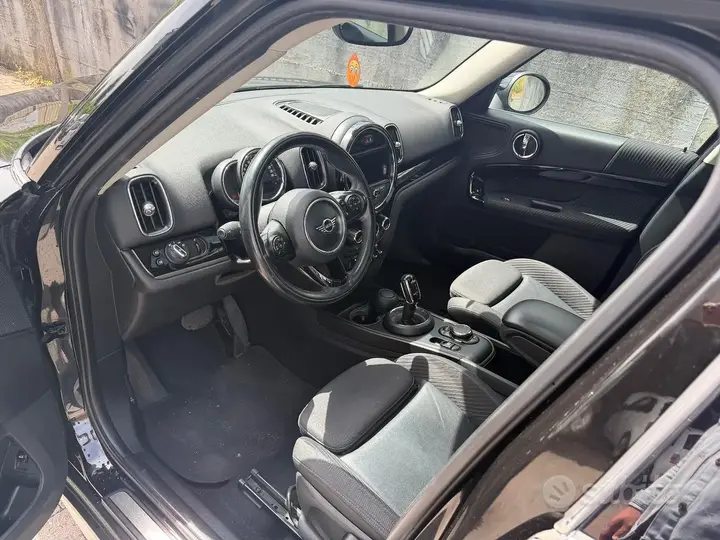 Mini Mini Countryman 2018 photo 2