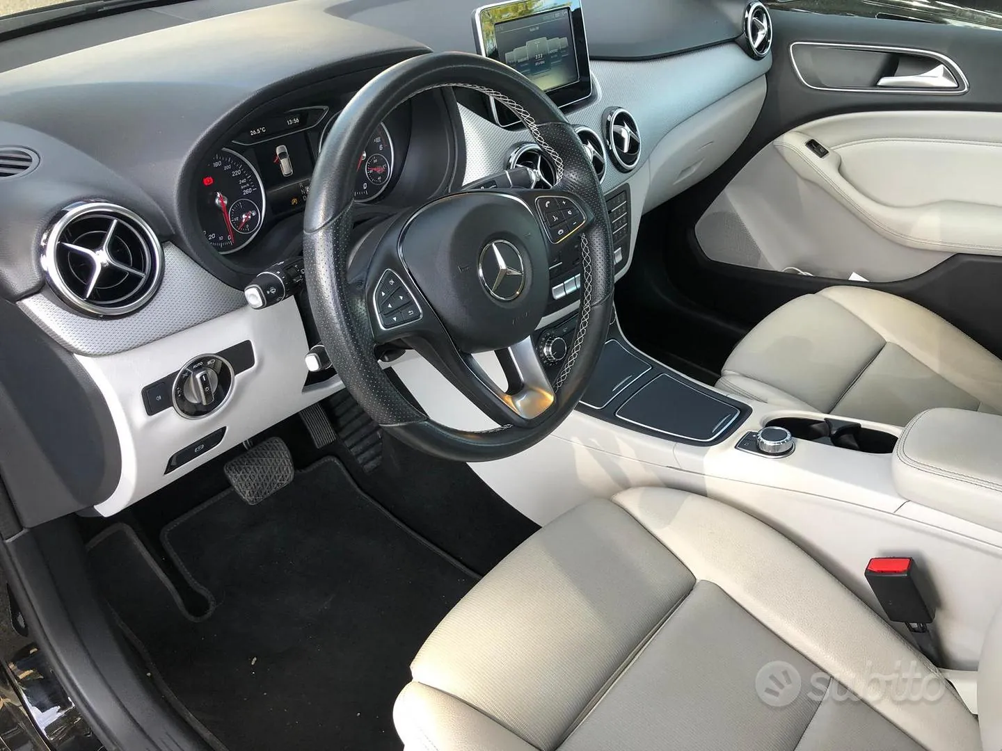 Mercedes-Benz B 2017 photo 5