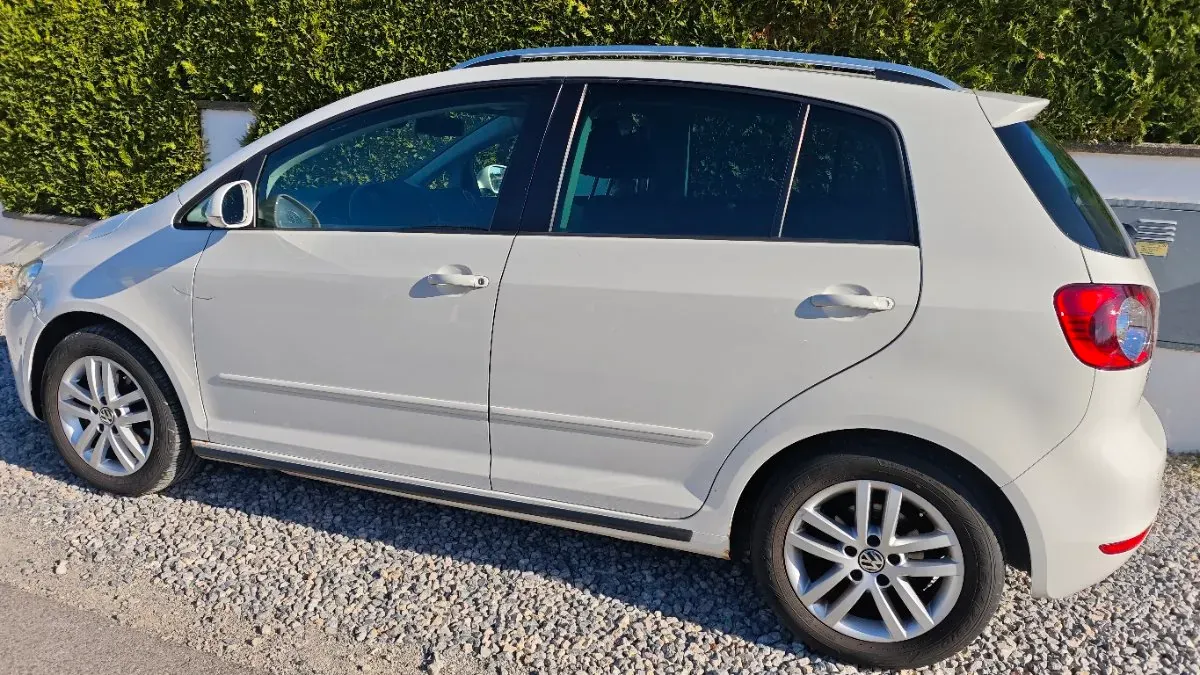 Volkswagen Golf 2012 photo 3
