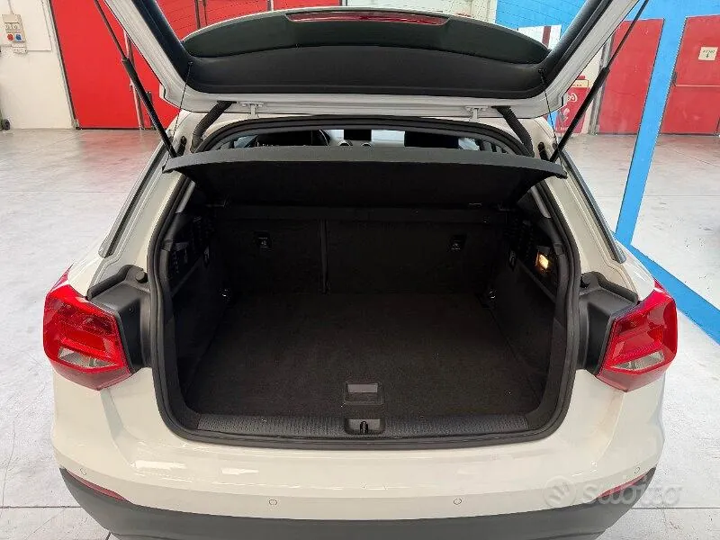 Audi Q2 2017 photo 5