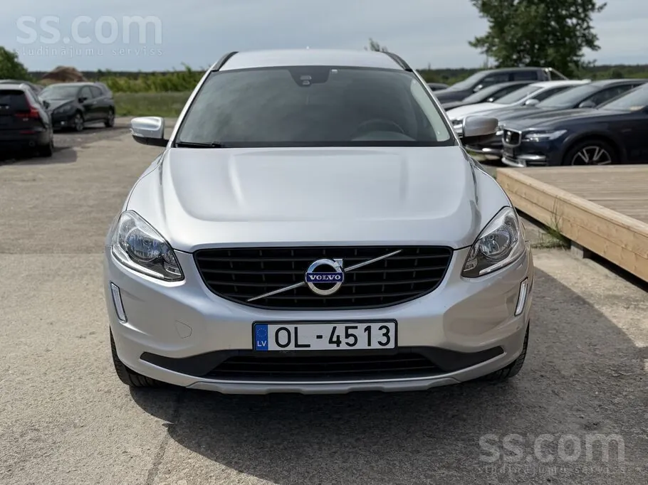 Volvo Xc60 2017 photo 2