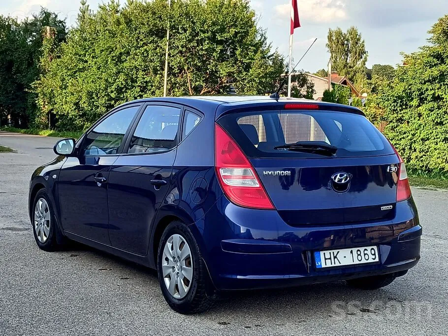 Hyundai I30 2010 photo 3