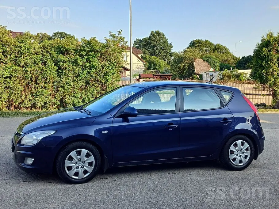 Hyundai I30 2010 photo 2