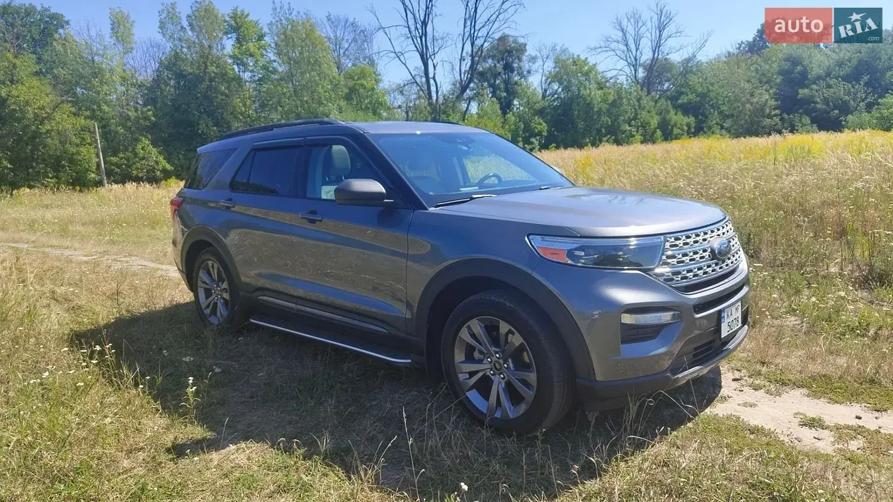 Ford Explorer 2021 photo 2