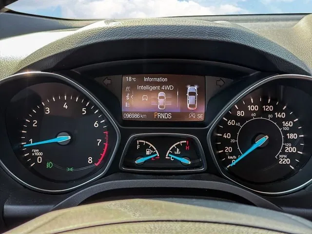 Ford Escape 2017 photo 2