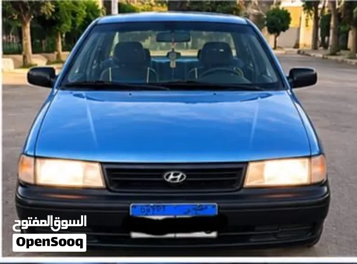 Hyundai Excel 1996 photo 2