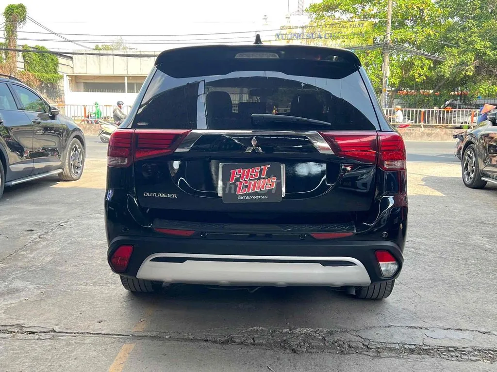 Mitsubishi Outlander 2021 photo 4