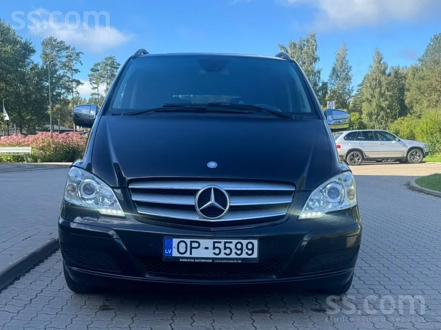 Mercedes-Benz Viano 2011 photo 2
