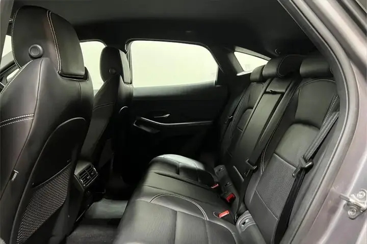 Jaguar E-Pace 2023 photo 5