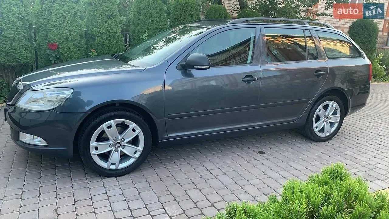 Skoda Octavia 2011 photo 5