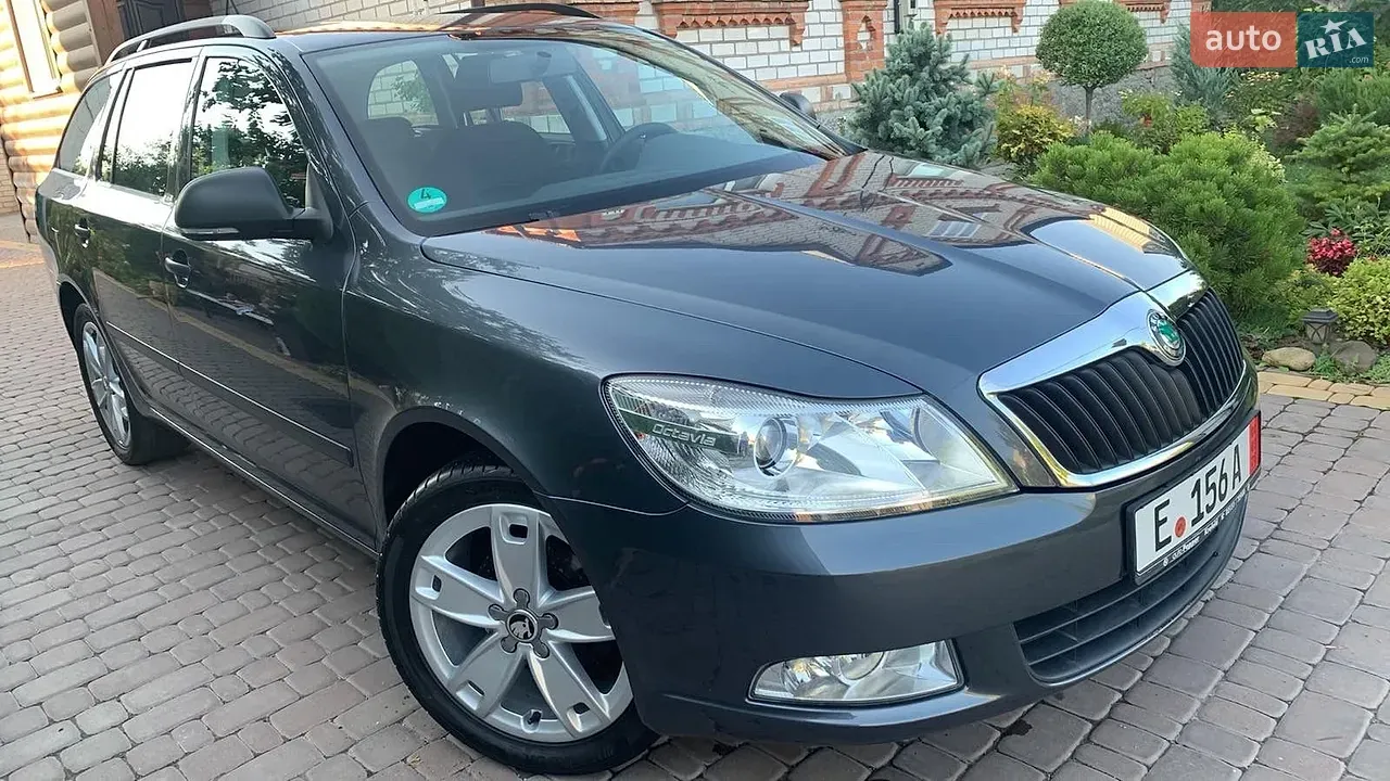 Skoda Octavia 2011 photo 4