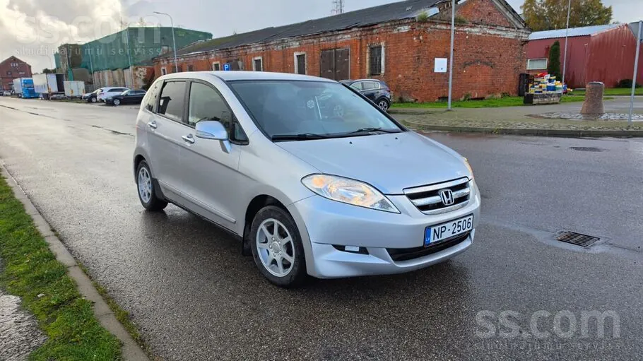 Honda Fr-V 2007 photo 2