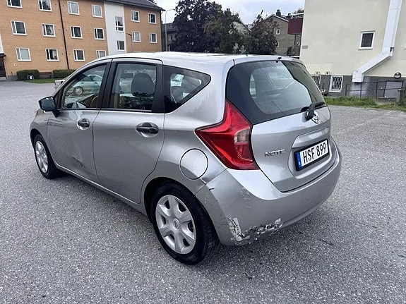 Nissan Note 2015 photo 2