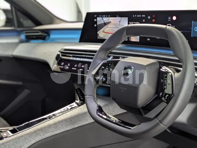 Peugeot 5008 2025 photo 3
