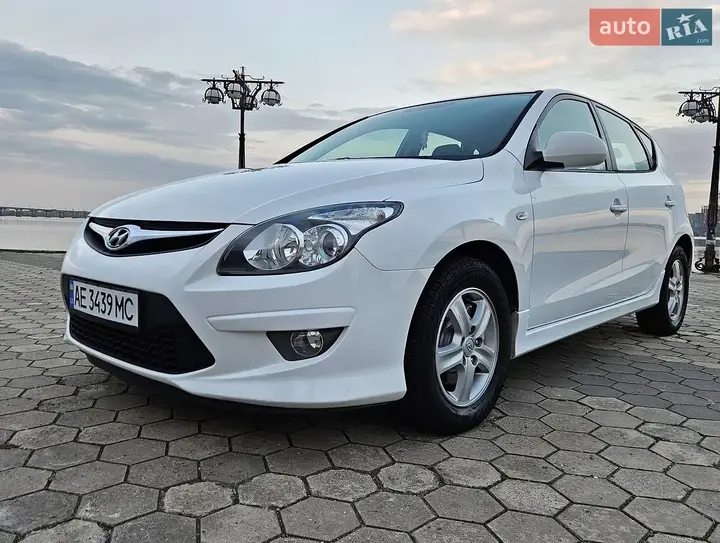 Hyundai I30 2011 photo 2