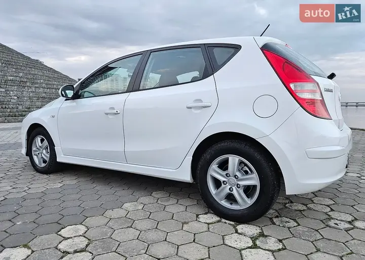 Hyundai I30 2011 photo 5