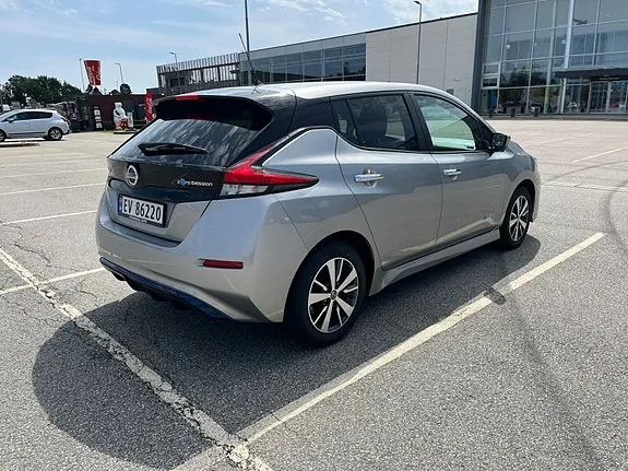 Nissan Leaf 2019 photo 3