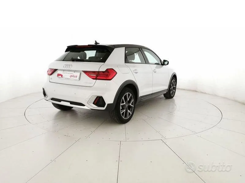Audi A1 2023 photo 3