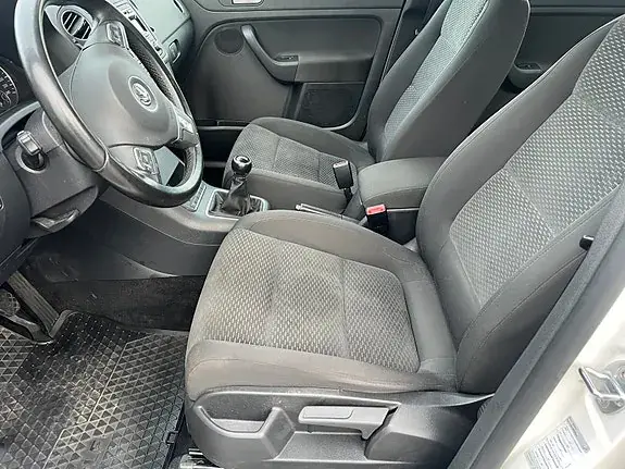 Volkswagen Golf Plus 2012 photo 2