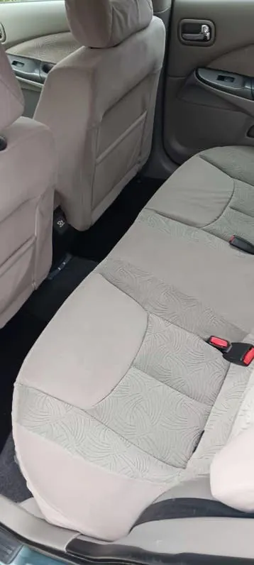 Nissan Almera
