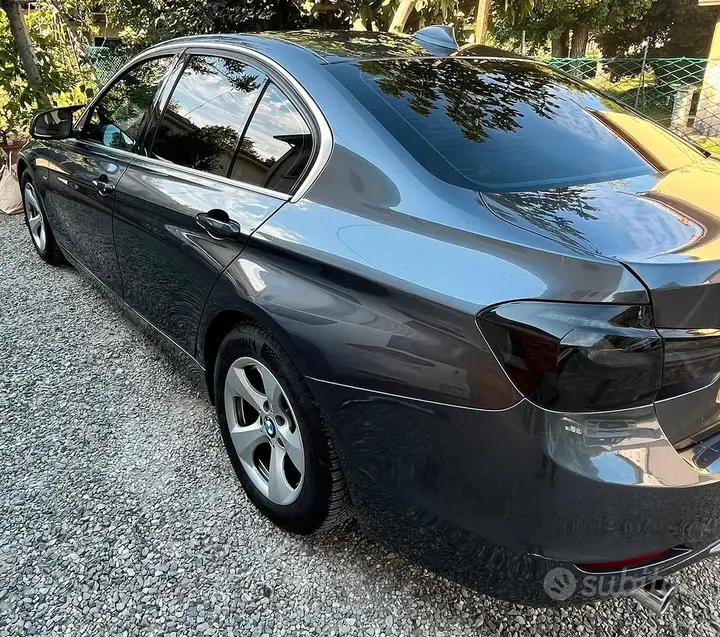 BMW 320D 2012 photo 5