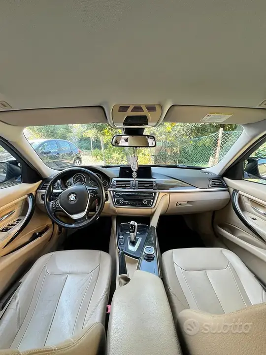 BMW 320D 2012 photo 2