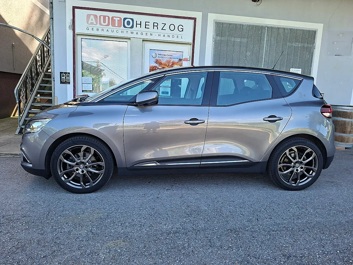 Renault Scenic 2017 photo 2