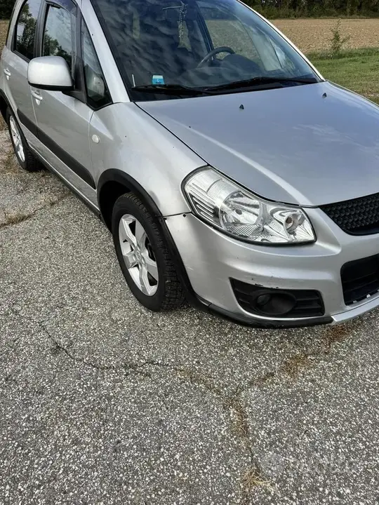 Suzuki Sx4 2010 photo 5