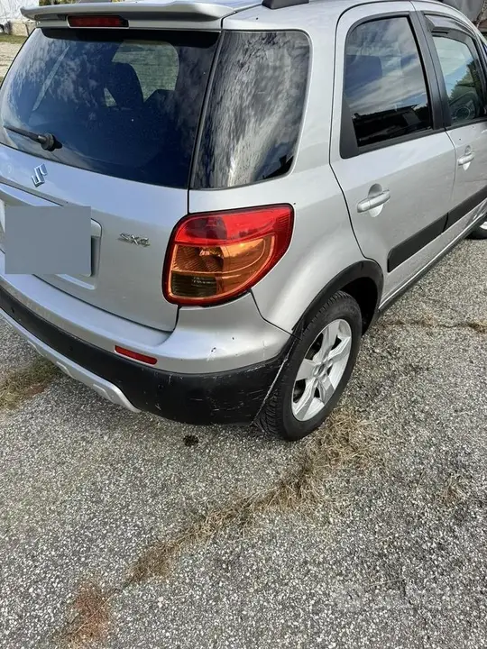 Suzuki Sx4 2010 photo 3