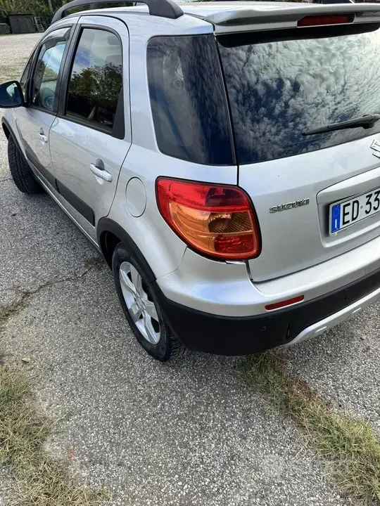 Suzuki Sx4 2010 photo 2